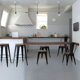 Sedie bistro nere VANTAGGIO COMFORT W con struttura in metallo a un lungo tavolo in legno di hjh OFFICE
