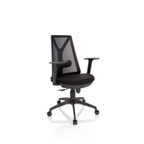 Sedia Home Office FALUN BASIC nera con schienale in rete e base a cinque ruote di hjh OFFICE – vista a 360° (vista frontale a tre quarti 40°)