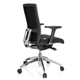Sedia da ufficio professionale ASTRA BASE nera con braccioli e base a cinque ruote di hjh OFFICE – vista a 360° (vista posteriore a tre quarti 120°)