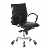 Poltrona professionale PARMA 10 nera con cuciture trasversali e base lucida a cinque ruote di hjh OFFICE – vista a 360° (vista frontale a tre quarti 40°)