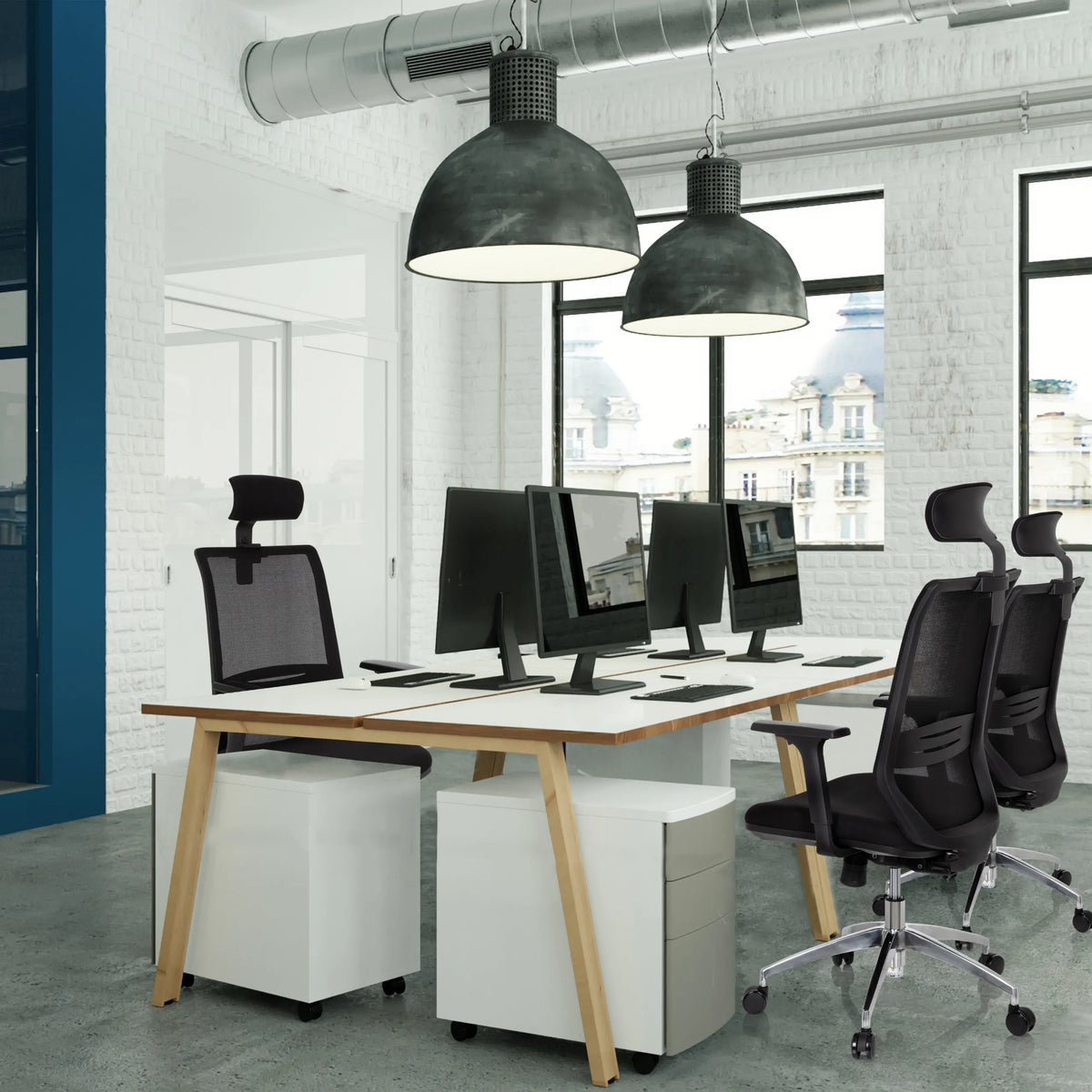 Sedia da ufficio professionale PROFONDO PRO in nero con poggiatesta e braccioli di hjh OFFICE