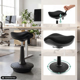 Seduta regolabile e base girevole a 360° dell'ausilio per la posizione eretta Balance Sit Ergo di hjh OFFICE (immagine generata dall’IA)