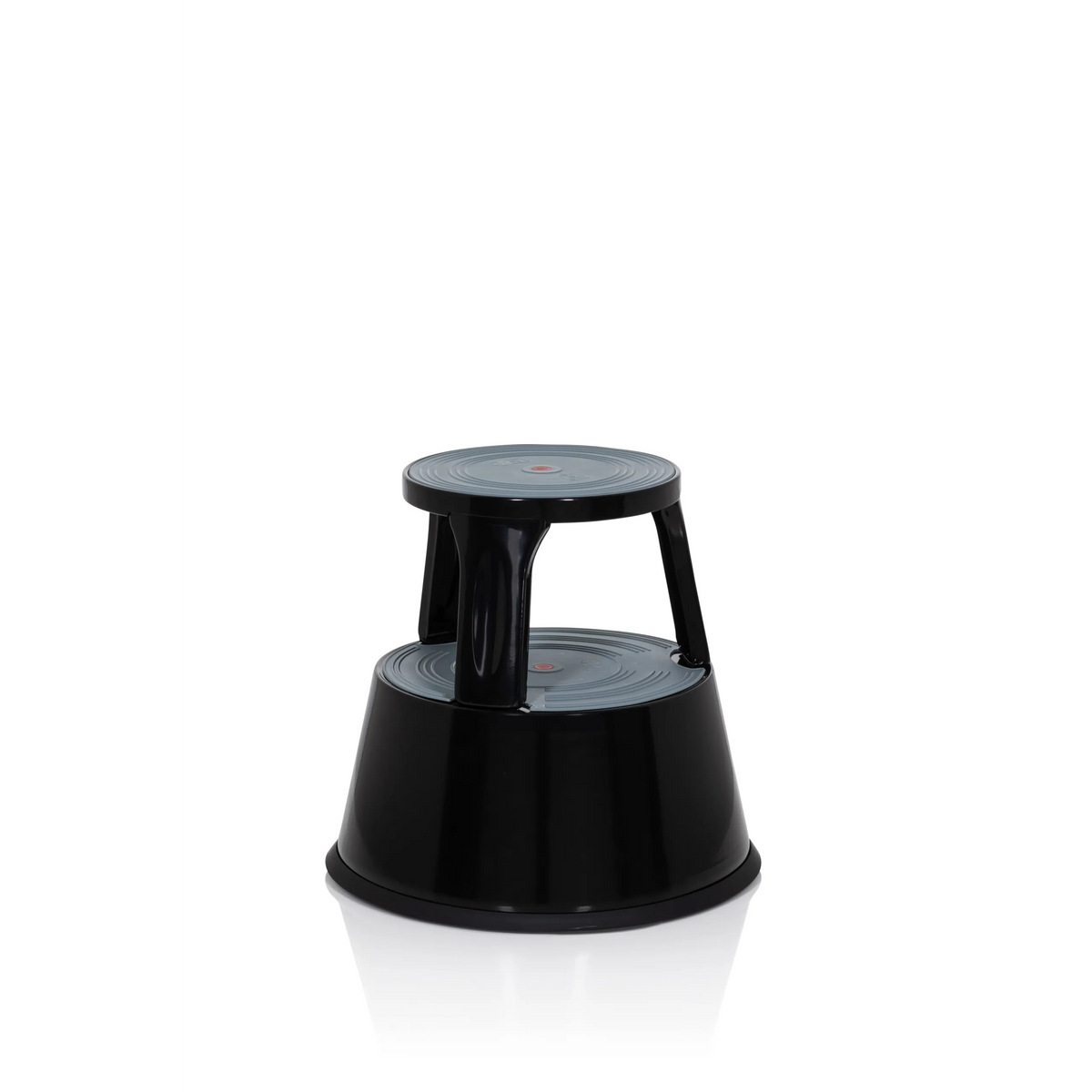 Sgabello nero TIO-M II con due gradini e superfici antiscivolo di hjh OFFICE – vista a 360° (vista frontale a tre quarti 40°)