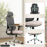 Sedia da ufficio professionale Ergomy Pro in grigio scuro e beige con opzioni di regolazione di hjh OFFICE (immagine generata dall’IA)