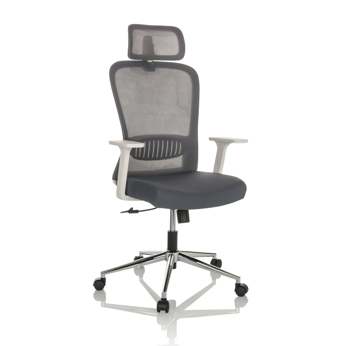 Sedia Home Office BELAIA W grigia con schienale in rete, poggiatesta e base a cinque ruote di hjh OFFICE – vista a 360° (vista frontale a tre quarti 30°)