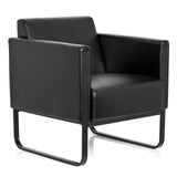 Poltrona imbottita nera BALI BLACK con braccioli e struttura di hjh OFFICE – vista a 360° (vista frontale a tre quarti 40°)