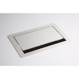 Silberne Steckdosenleiste des Zubehörs ELDATA0 mit Bürstenleiste und Klappdeckel von hjh OFFICE PRO