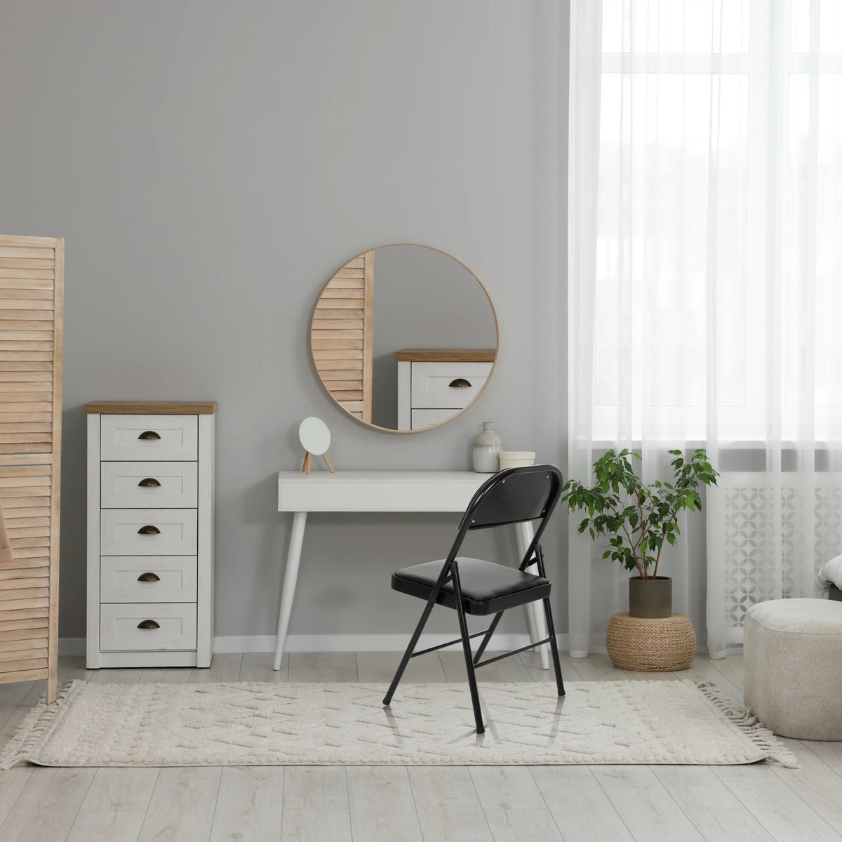 Sedia pieghevole TUDELA H nera con rivestimento in ecopelle e struttura in metallo di hjh OFFICE