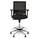 Sedia da banco TOP WORK 77 nera con schienale in rete, poggiapiedi e cinque piedini di hjh OFFICE – vista a 360° (vista frontale 0°)