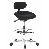 Sedia da banco WORK MF nera con poggiapiedi e base a cinque ruote di hjh OFFICE – vista a 360° (vista frontale a tre quarti 40°)