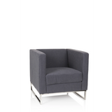 Poltrona imbottita BARBADOS grigio scuro con design quadrato e struttura in metallo di hjh OFFICE – vista a 360° (vista frontale 20°)