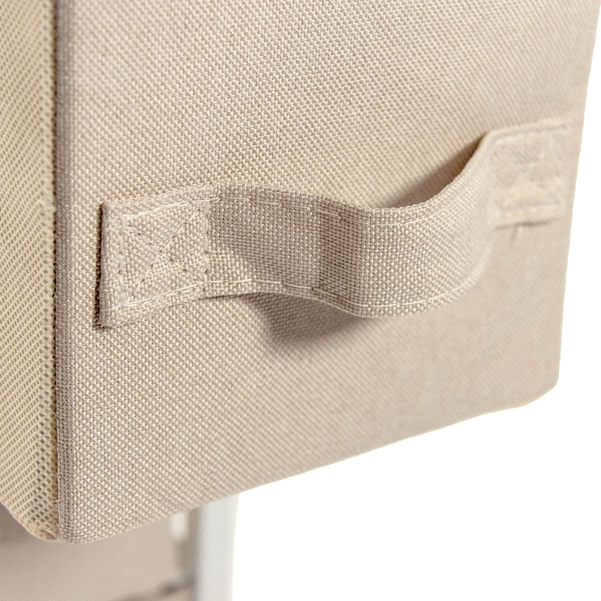 Maniglia in tessuto beige della Cassettiera FOLDRESS S di hjh LIVING