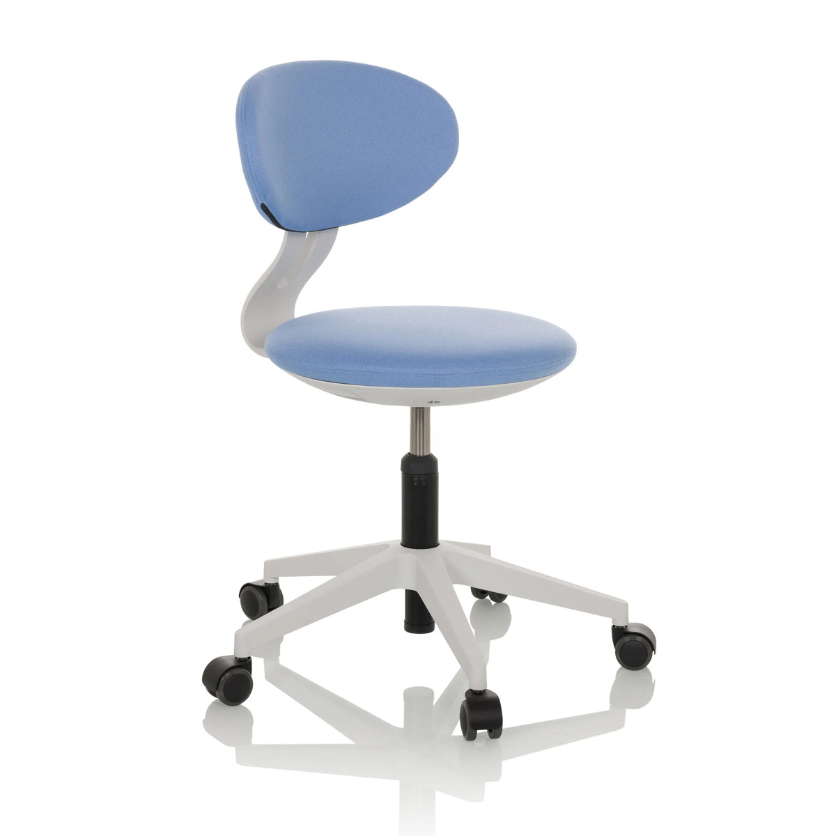 Sedia girevole per bambini MINIMOVO blu con base bianca e cinque rotelle di hjh OFFICE – vista a 360° (vista frontale a tre quarti 45°)