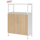 Armadio FlexWall con frontali effetto rovere, struttura bianca e base a zoccolo di hjh OFFICE PRO