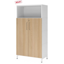 Mobile archivio FlexWall in bianco e rovere con due ante, vano aperto e base bianca di hjh OFFICE PRO