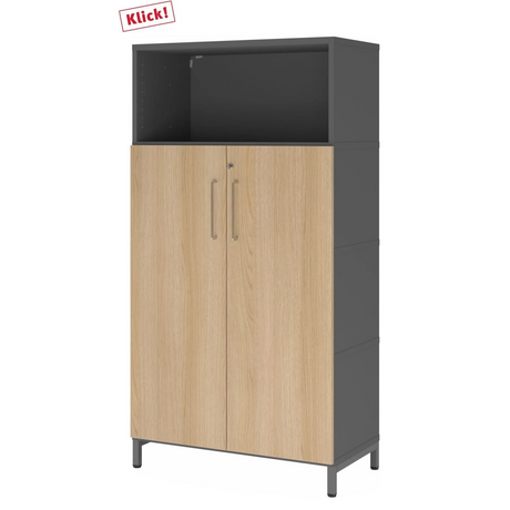 Armadio per documenti FlexWall in grafite e rovere con due ante, vano aperto e zoccolo di hjh OFFICE PRO