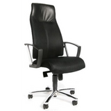 Poltrona professionale HIGH SIT UP nera con schienale in rete, braccioli e base a stella di Topstar
