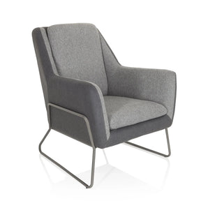Poltrona imbottita LAGUN grigio chiaro con accenti grigio scuro e struttura in metallo grigio di hjh OFFICE