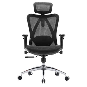 Sedia da ufficio professionale M57-M015 con rivestimento in rete nera, poggiatesta e base cromata di Sihoo