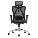 Sedia da ufficio professionale M57-M015 con rivestimento in rete nera, poggiatesta e base cromata di Sihoo