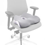 Cuscino da seduta MEDISIT IV grigio con un'apertura centrale su una sedia da ufficio di hjh OFFICE