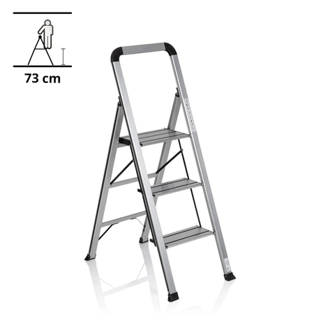 Scala richiudibile SOLID V in alluminio argento con tre gradini e maniglia di sicurezza di hjh OFFICE