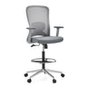 Sedia da banco Top Work 44 W grigia con schienale in rete, poggiapiedi e base a rotelle di hjh OFFICE